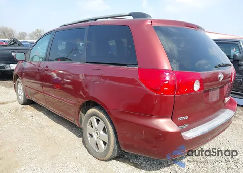 2006 Toyota Sienna Xle z USA, uszkodzony, nr VIN 5TDZA22CX6S436240